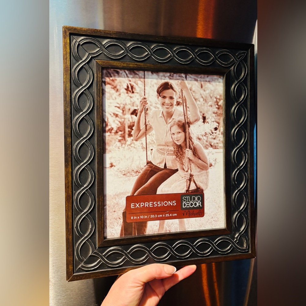 Studio Decor Expressions Bronze Photo Frame 8” x 10”